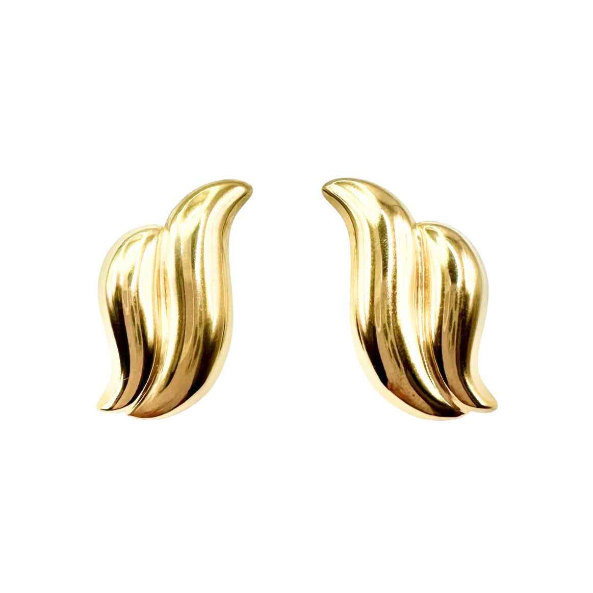 Wasserdichte Puffy Gerillte Welle Ohrstecker Gold