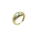 Wasserdichter offener Croissant-Ring mit Herz-Zirkonia hellblau Gold