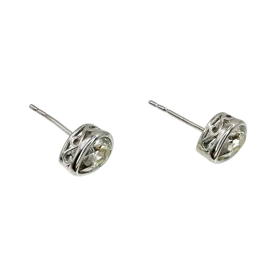 Wasserdichte Kristall Zirkonia Pear Bezel Ohrstecker Silber