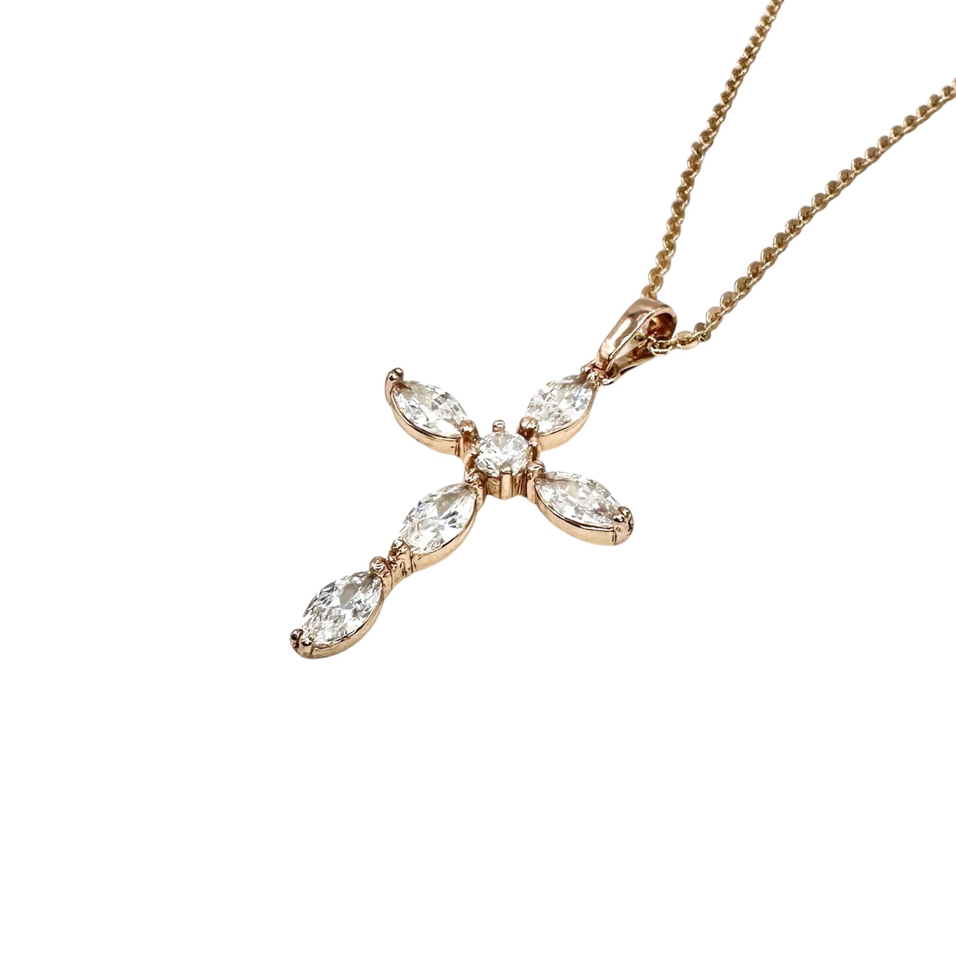 Wasserdichte Kreuz-Halskette mit Marquise-Zirkonia und rundem Zentrum Rosegold