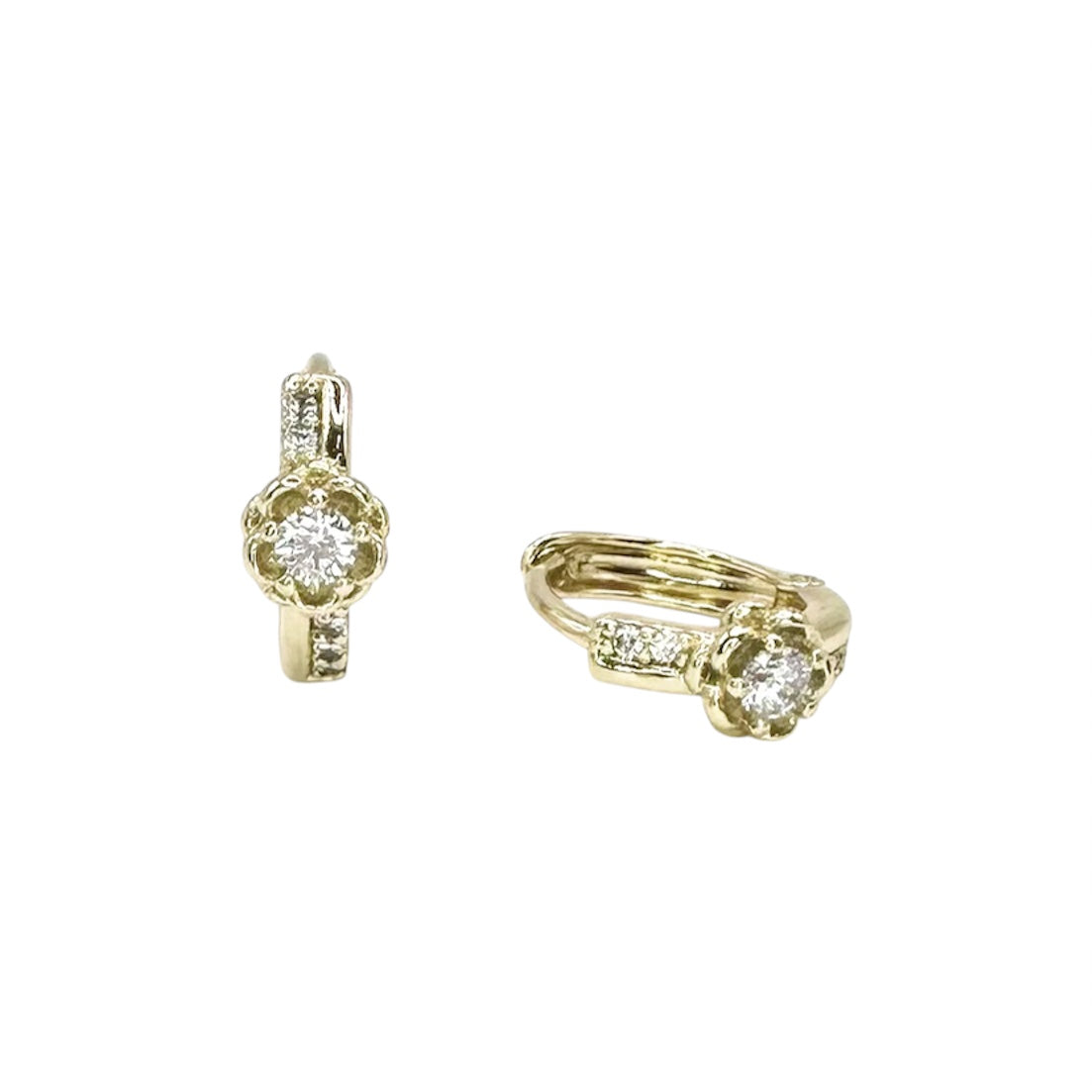 Waterproof Huggie Hoop Earrings Yellow Gold Flower Prong Setting Zirconia Pavé Hoop