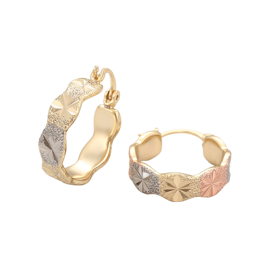 Wasserdichte gedrehte Creolen, goldfarben, 23mm x 6mm
