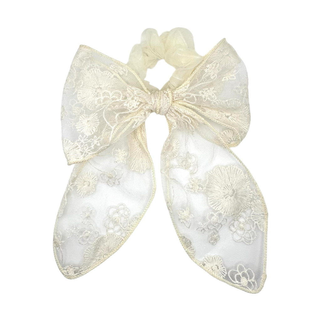 Scrunchie mit Spitzenschleife