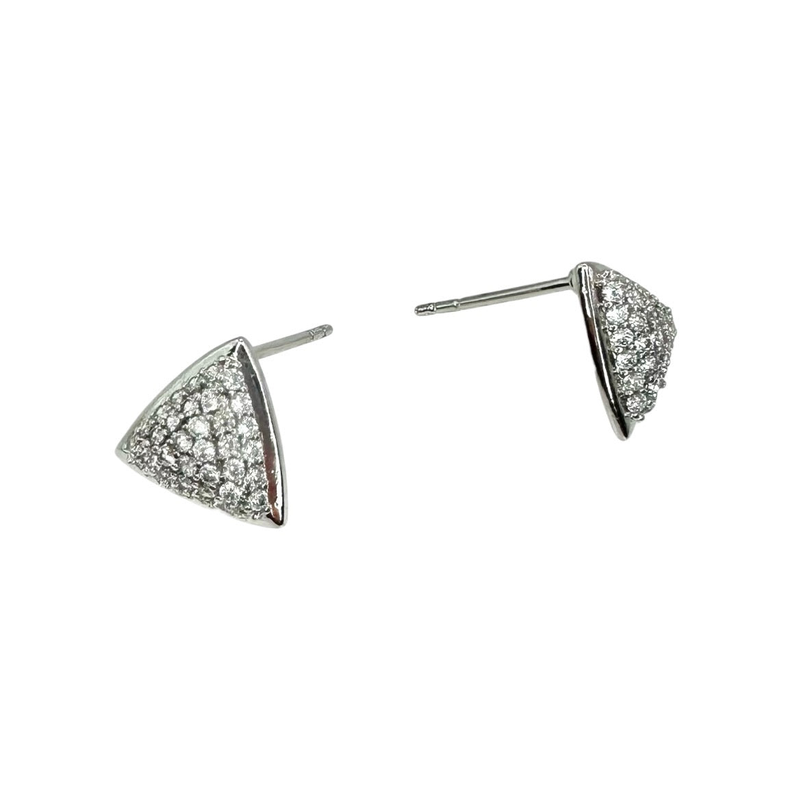 Wasserdichte Zirkonia Pavé Dreieck Ohrstecker Silber